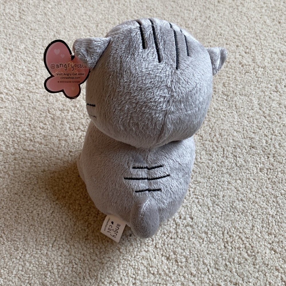 Angry cat plushie - Picture 2 of 2